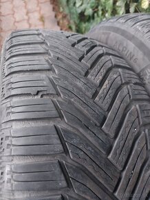 MICHELIN 205/55R16 - 2