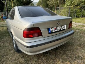 BMW 528i E39 - 2