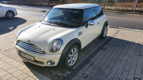 Mini Cooper One -Porucha motora- - 2