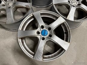 ALU DISKY DEZENT R17 5x114,3 - 2