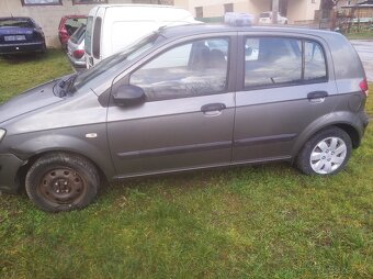 Predám náhradné diely na hyundai Getz - 2