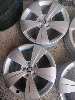 4ks alu disky orig. Škoda 5x112 r17 - 2