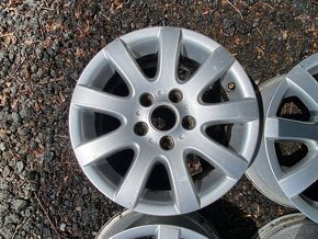 9. originál hliníkové disky VW R15 5x112 mm - 2