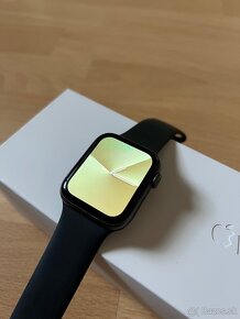 Predám Apple Watch Series 5 44mm Space Grey - 2