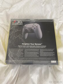 Predám PS5 DualSense Wireless Controller 30th Anniversary - 2