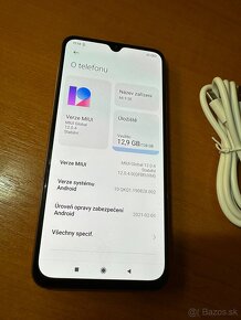 XIAOMI MI 9 SE 6/118 GB - 2