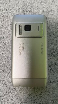 nokia N8 silver - 2