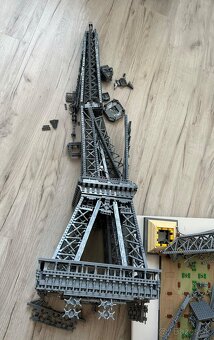 Lego eiffel tower - 2