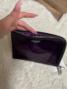 Calvin Klein fialová veľká peňaženka - 2