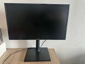 Samsung 24” FullHD - 2