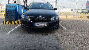 Skoda octavia combi 2.0 tdi dsg - 2