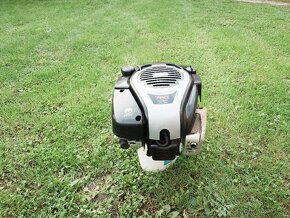 Briggs & Stratton 750 - 2