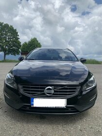 Volvo V60 2.0 D3 Kinetic - 2