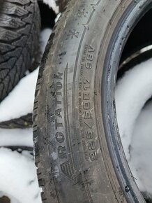 Predám pneumatiky 225 /50 R17 2ks zimné - 2