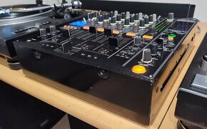 Pioneer DJM-800 - 2