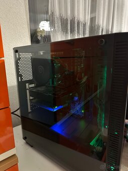 Intel i5 4690k, GTX 1050, ssd 960GB,RAM 16GB - 2