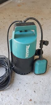 Cerpadlo.MAKITA - 2