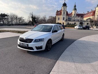 Škoda Octavia Combi 2.0 TDI DPF RS DSG - 2