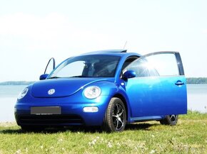 Volkswagen New Beetle - 2