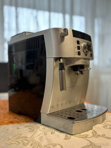 De'Longhi Magnifica S - 2