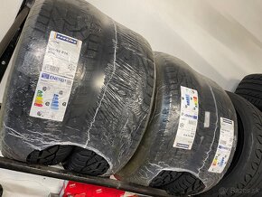 Sebring 205/55 r16 - 2