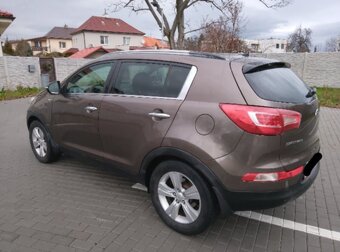 Kia Sportage 2.0 CRDi 4WD 100Kw - 2