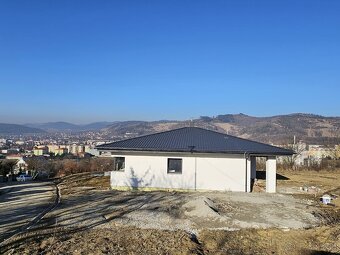 Novostavba 4 izb.rod.domu, typ bungalov,809m2 - KNM - 2