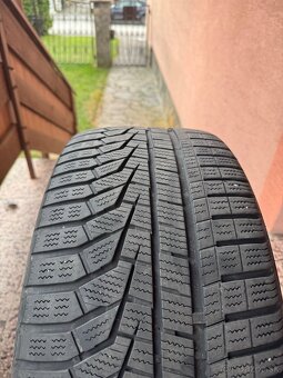 Zimné pneumatiky Hankook 235/40R19 - 2