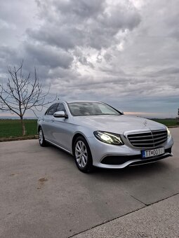 Mercedes E220D W213 limosine - 2