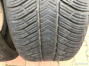 235/40 R19 zimne pneu MICHELIN - 2