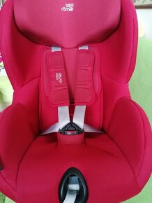 Britax Römer Trifix 2 i-size - 2