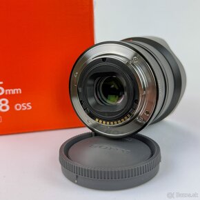 Sony 35mm f1.8 OSS E-mount (APS-C) - 2