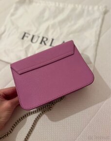 Fialová crossbody kabelka Furla - 2