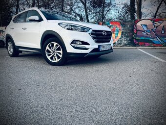 Hyundai Tucson 1.7 crdi 104kw /automat/ - 2