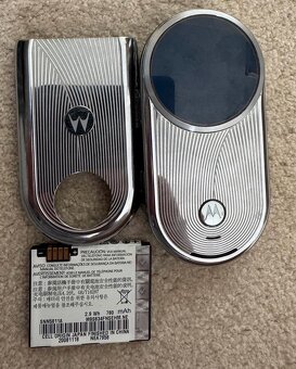 Motorola Aura - 2