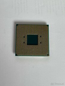 AMD Ryzen 3 2200G socket AM4 - 2