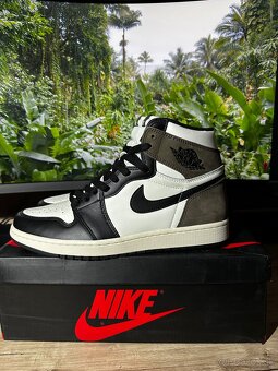 Jordan 1 Dark Mocha - 2