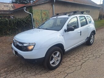 DACIA DUSTER 1,6 BENZÍN 4X4 ROK 2011 - 2