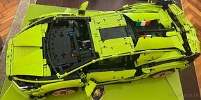 Lego technic lamborghini sian - 2