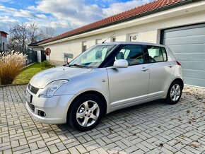 Suzuki Swift 1.3 GL - 2