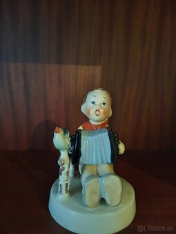 Porcelanova figurka chlapec s harmonikou - 2