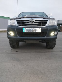 Toyota Hilux 3.0 AT - 2