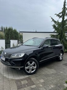 Volkswagen Touareg SUV 3.0 tdi 4x4 Vzduchovy Podvozok - 2