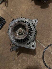 Predám Alternator Avensis t22 2.0 Vvti 110kw 27060-28060 - 2