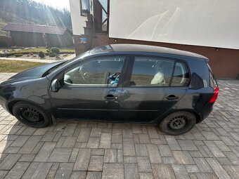 Volkswagen Golf V Comfortline 1,4 - 2