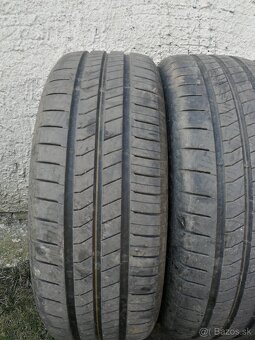 215/55 R18 - 2