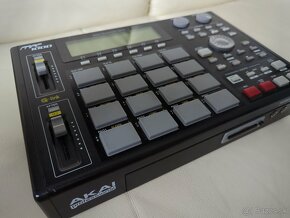 Akai MPC1000 - 2