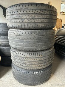 Bridgestone Alenza 275/50R20 - 2