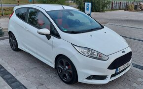 Ford Fiesta ST - 2