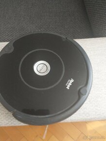 Roomba vysavac - 2